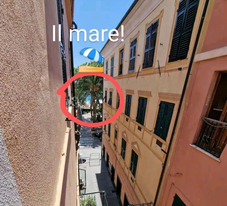 Silver Sands Finale Ligure - Traditional Apartment - 4 Beds & Terrace By The Beach ภายนอก รูปภาพ